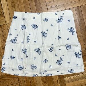 NWOT AEO Floral Linen-Blend Mini Skirt
